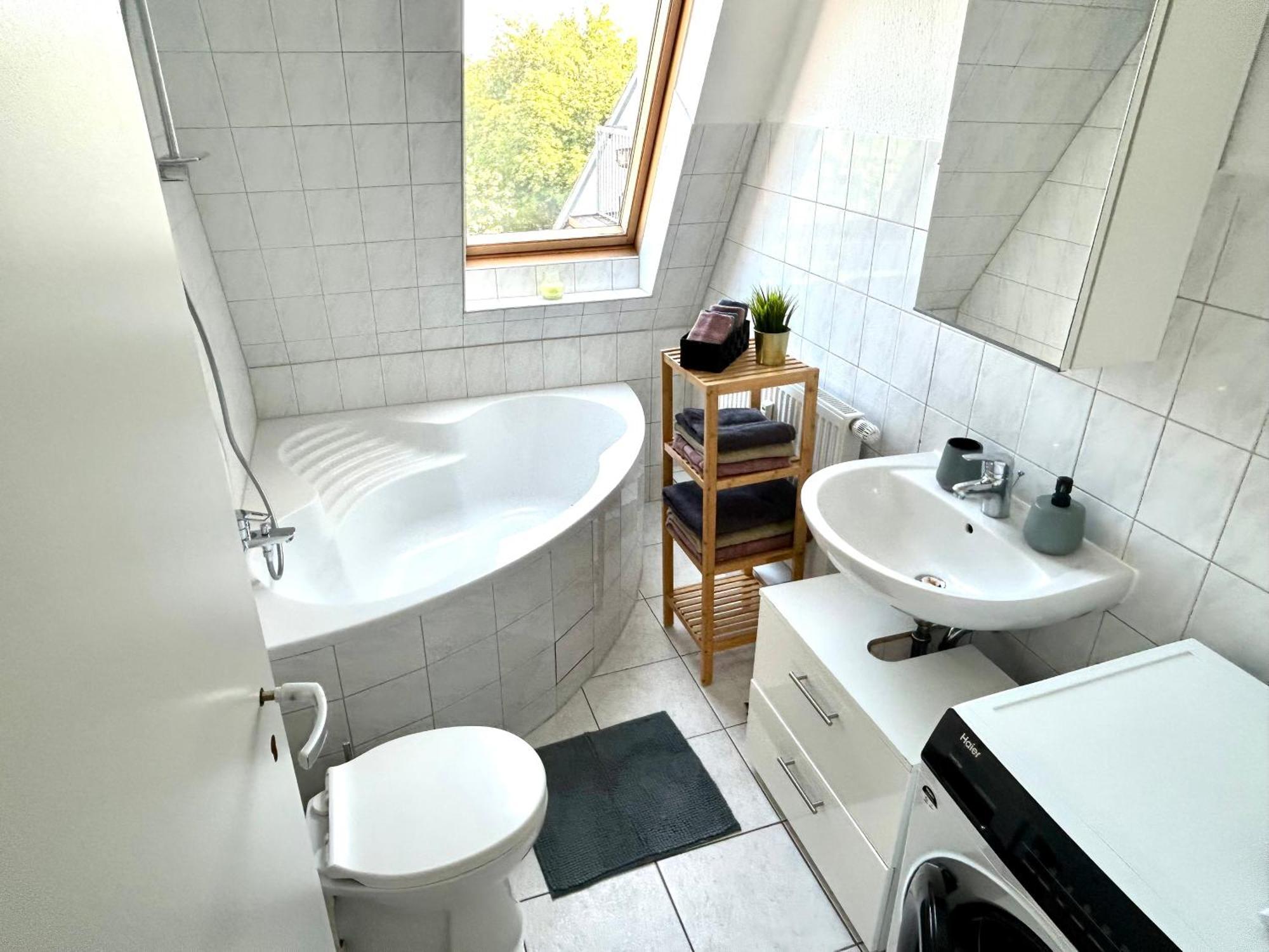 Bhv-3- Und 5-Zimmer Wohnungen Mit Terrasse, 24H Self-Check-In, Tv, Internet, Disneyplus, Waschmaschine Bremerhaven Exterior foto